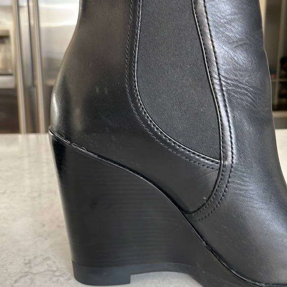 MICHAEL Michael Kors BLACK WEDGE BOOTIE - Picture 16 of 16